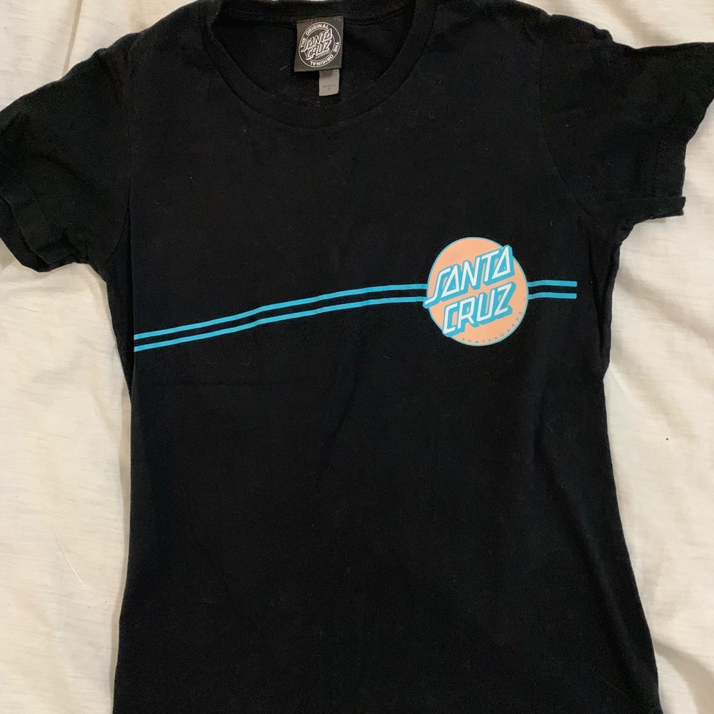 Santa Cruz tee